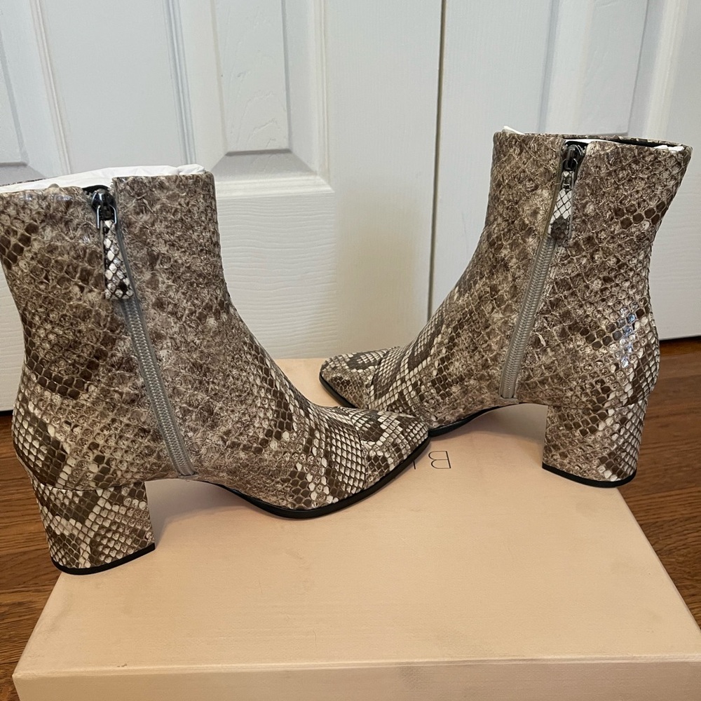 Alexandre Birman Python Pattern Ankle Boots - Tan - Picture 5 of 12